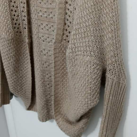 Charlotte Russe Beige Oversize slouchy Knit Sweater with 3/4 sleeves - Picture 2 of 13